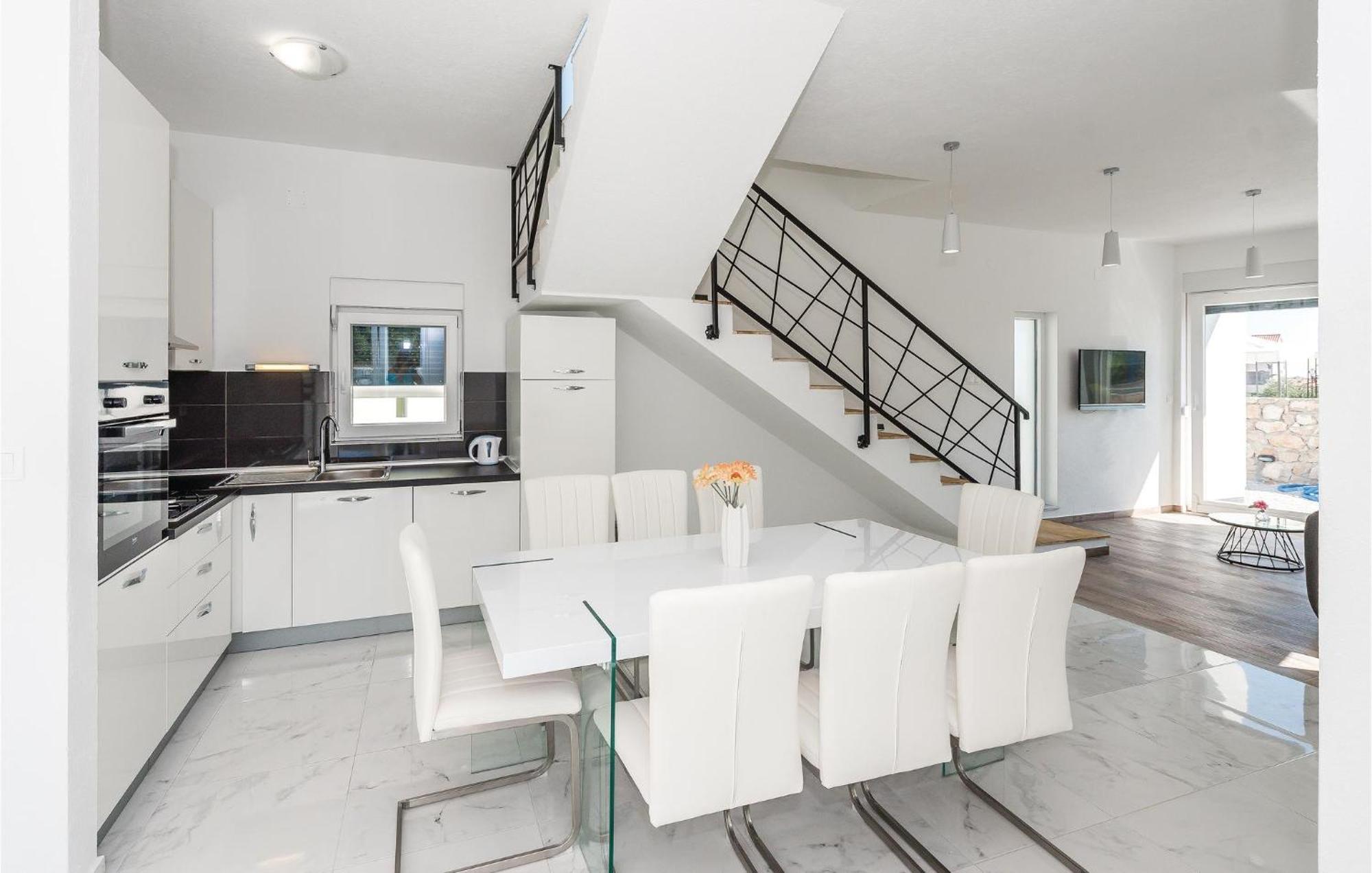 4 Bedroom Beautiful Home In Sibenik Exterior photo